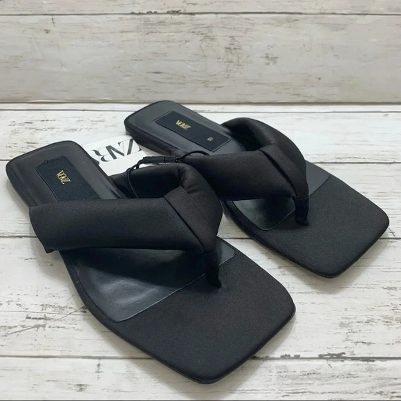 Zara Black Square Toe Quilted Slides Thong Sandals Flip Flop Summer - Picture 2 of 12